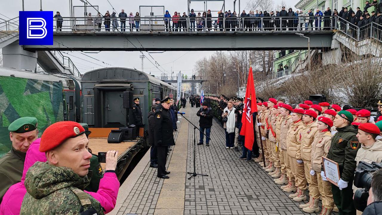 Агитационный поезд &quot;Сила в правде&quot; прибыл в Мурманск