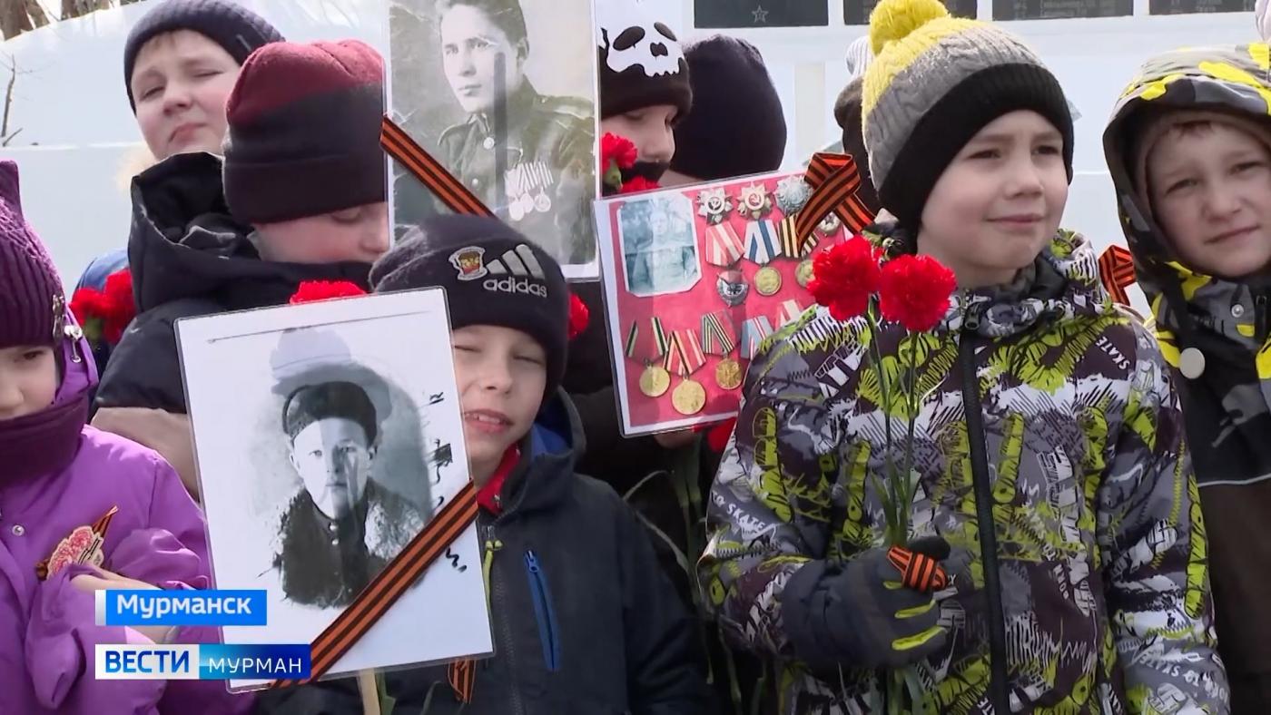 Вахта памяти: у памятника воинам Первого корпуса ПВО на Абрам-мысе состоялся митинг