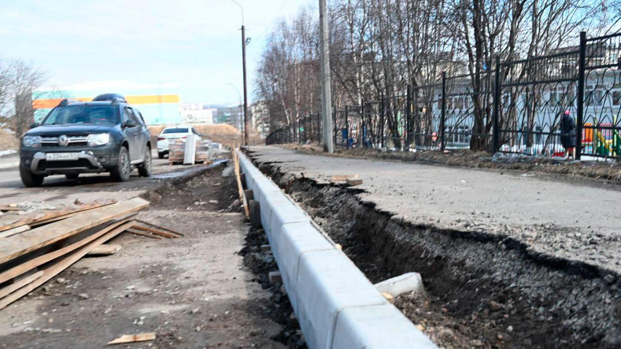 В Мурманске стартовали дорожные работы на 7 участках