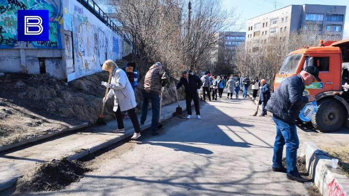 В городских весенних субботниках приняли участие 15 тысяч жителей Мурманской области
