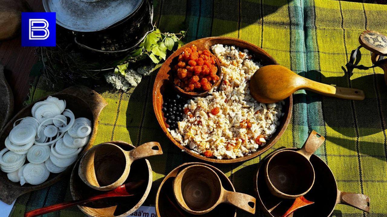 Ярмаркой, концертом и ухой отметили в Туломе Международный день коренных народов мира