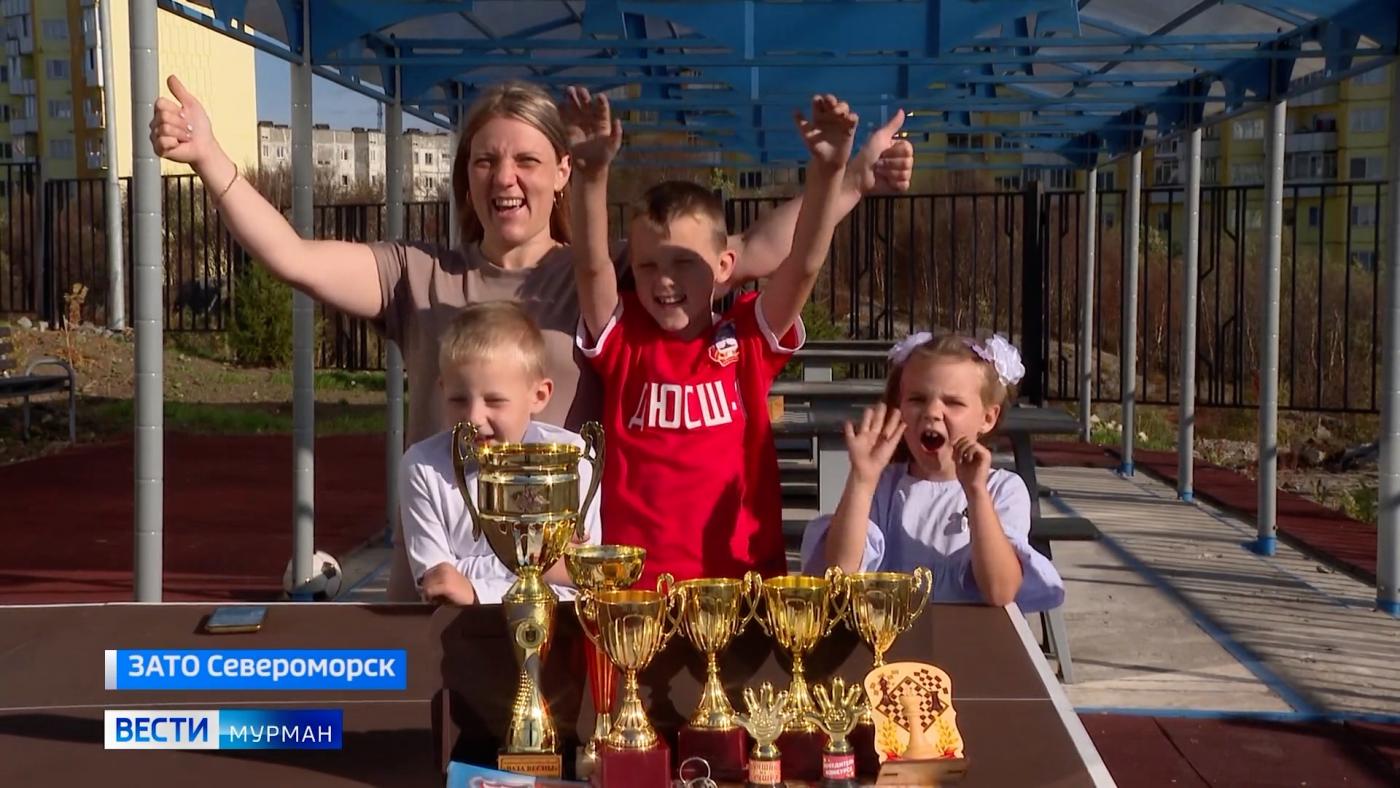 &quot;Семья моя&quot;: североморцы Черкасовы ставят спортивные рекорды летом и зимой