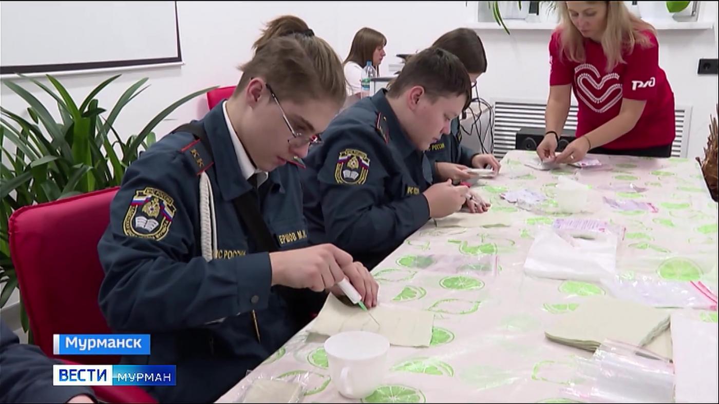 Волонтеры Мурманской области в лицах: они помогают бойцам в тылу каждый день