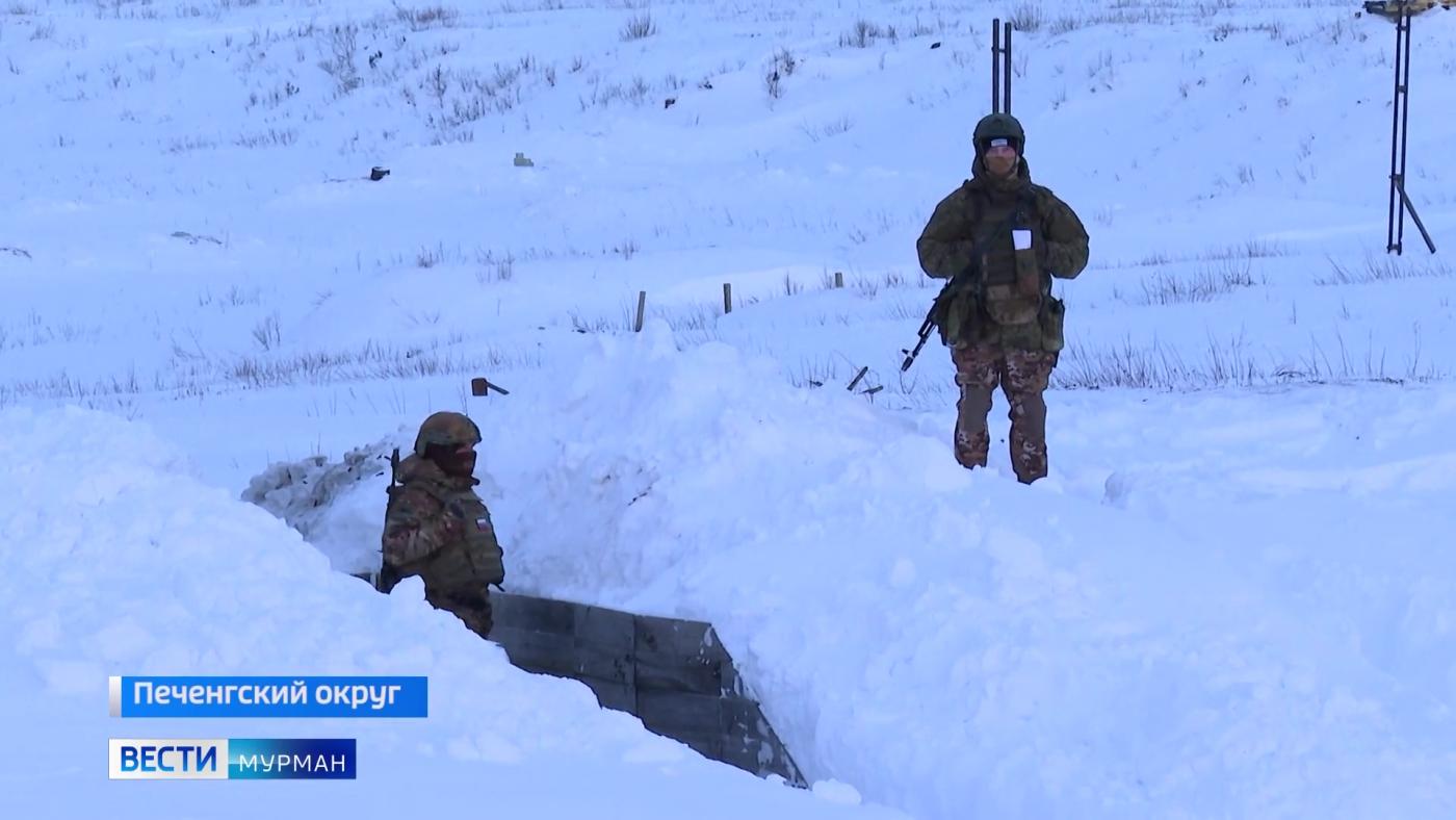 На полигонах морской пехоты Северного флота ежедневно идут занятия по огневой подготовке