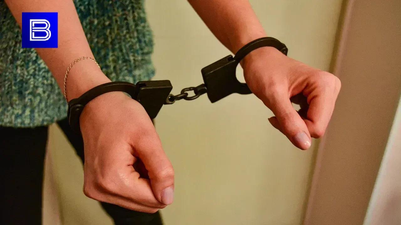 Приговор мурманчанке по делу о хранении наркотиков в крупном размере признали законным