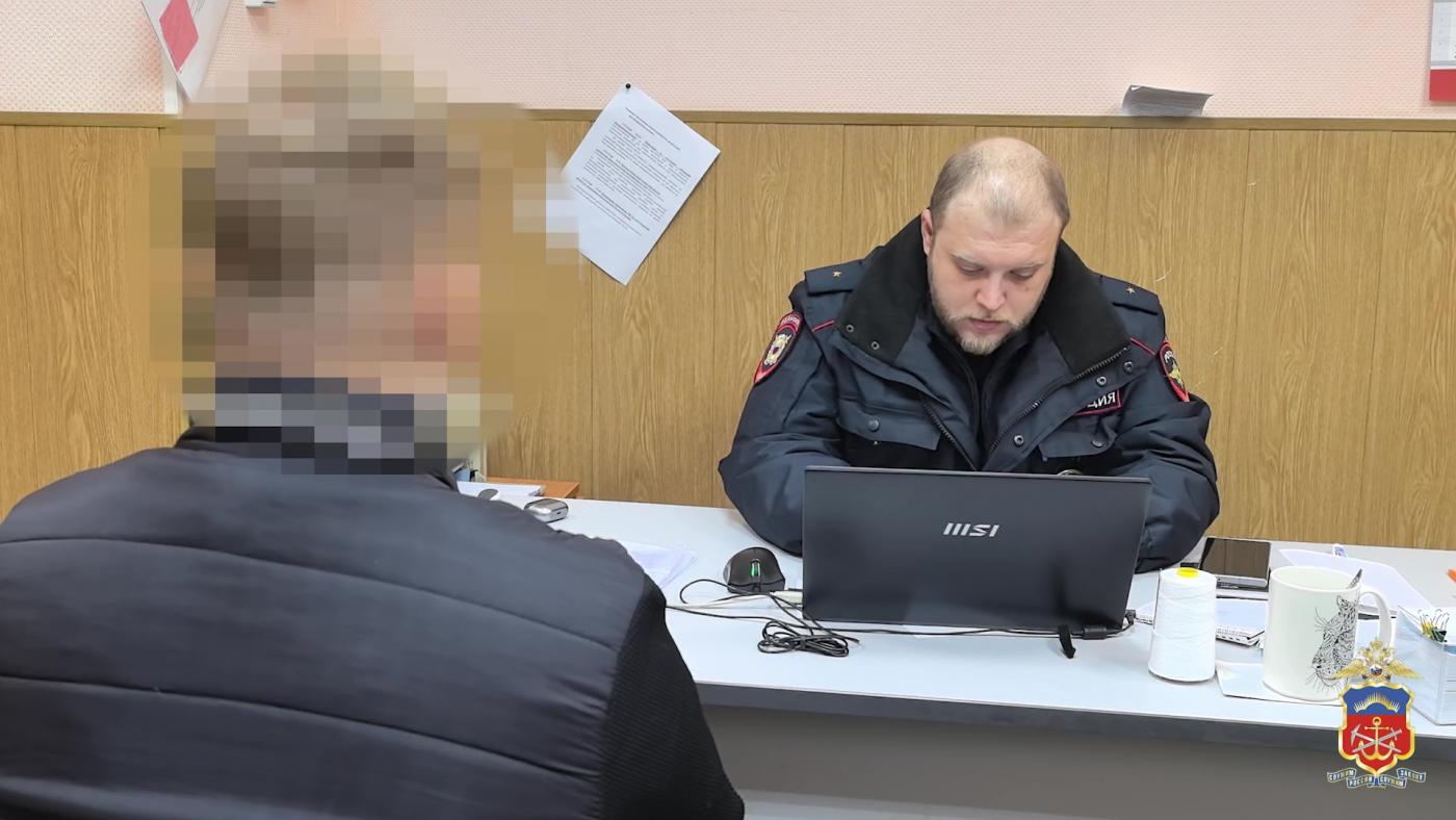 В отношении обстрелявшего автобус в Мурманске подростка проводится проверка