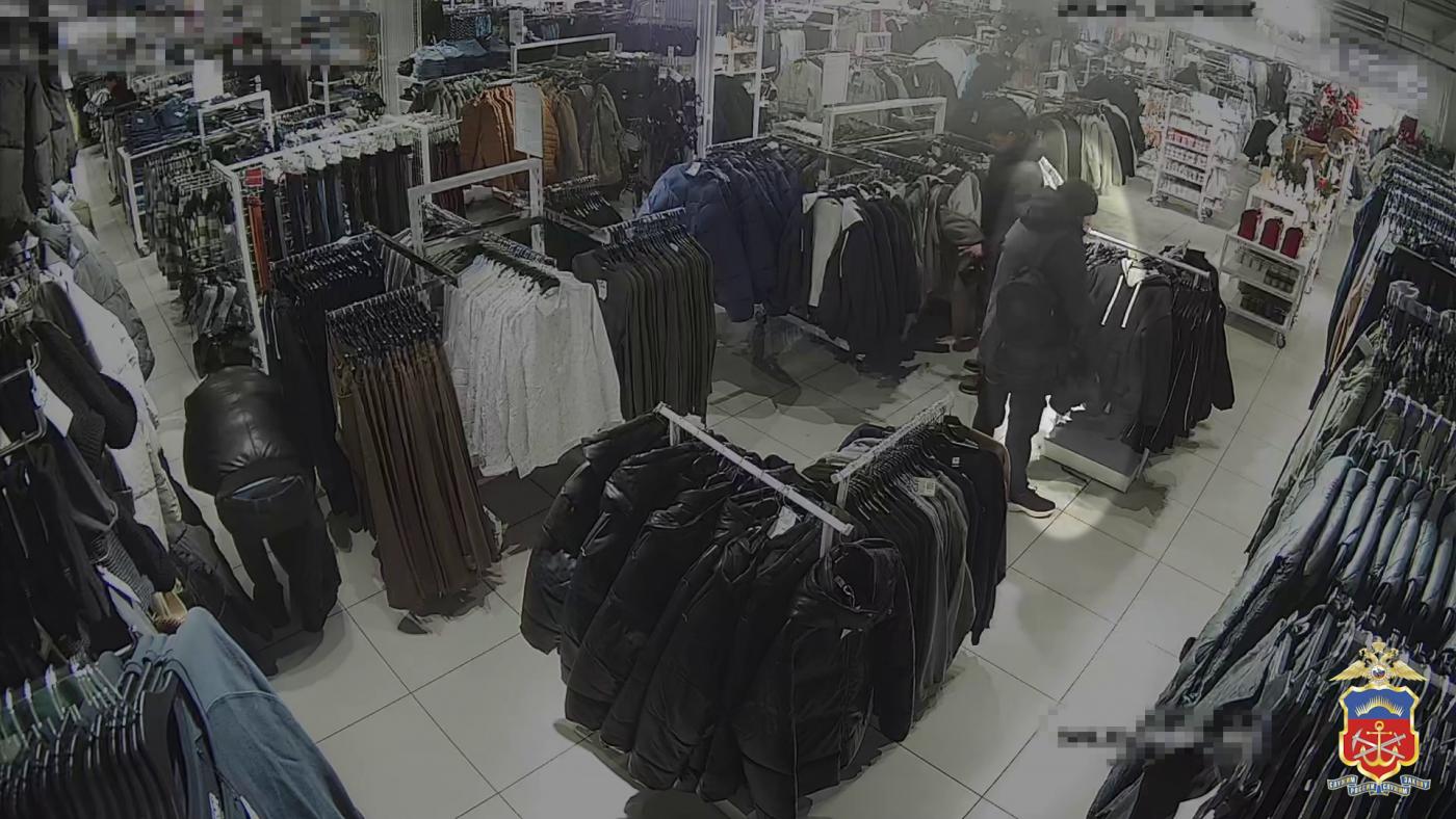 Безработный мурманчанин попался на краже одежды