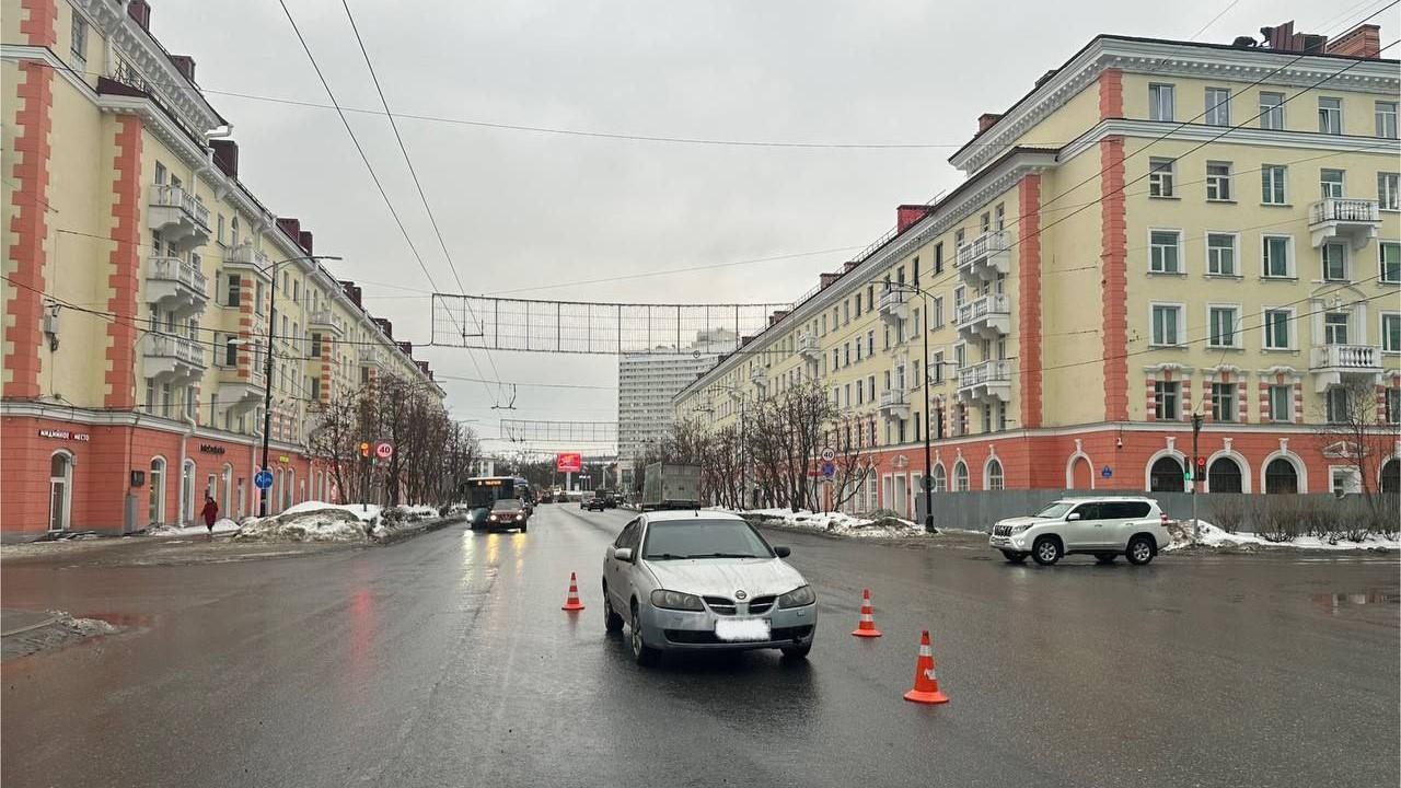 Сбитая машиной пенсионерка в Мурманске попала в больницу