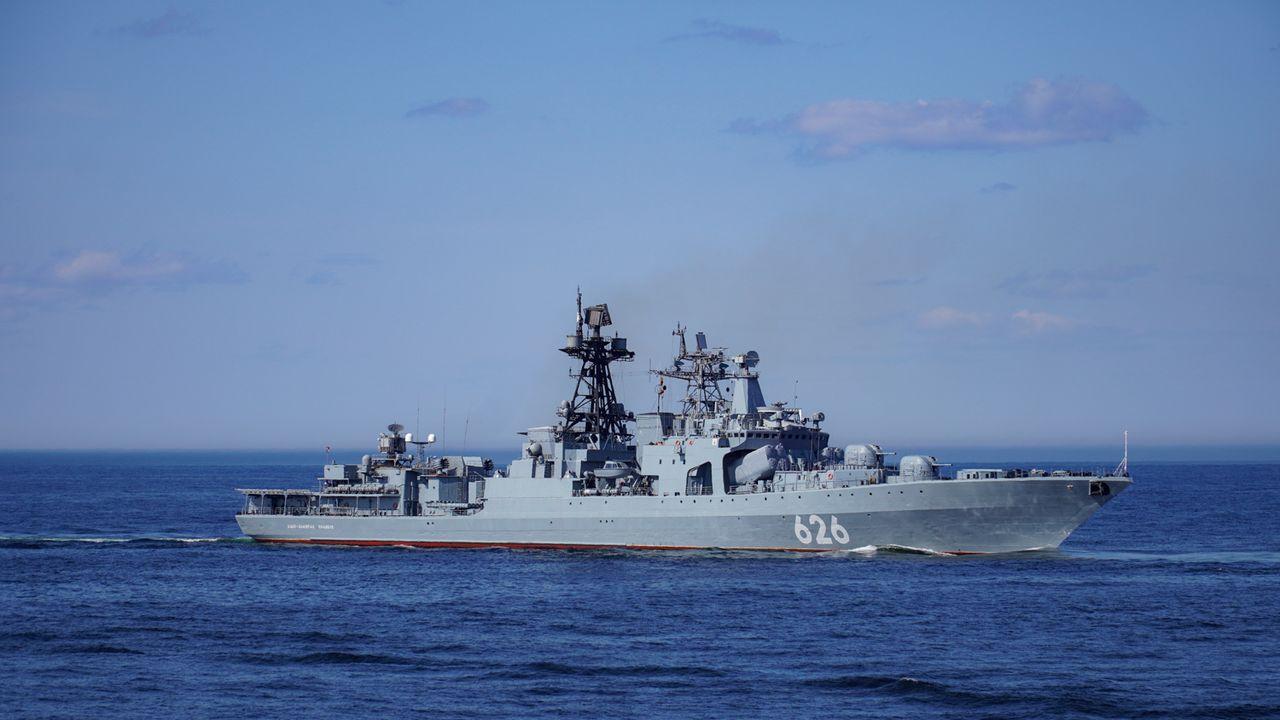 БПК &quot;Вице-адмирал Кулаков&quot; Северного флота провел стрельбы в Баренцевом море