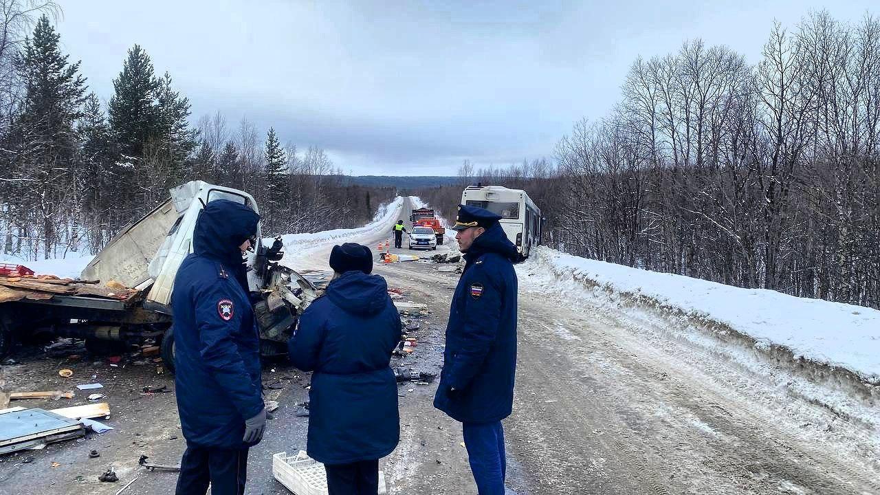 Все обстоятельства смертельного ДТП под Оленегорском устанавливает прокуратура