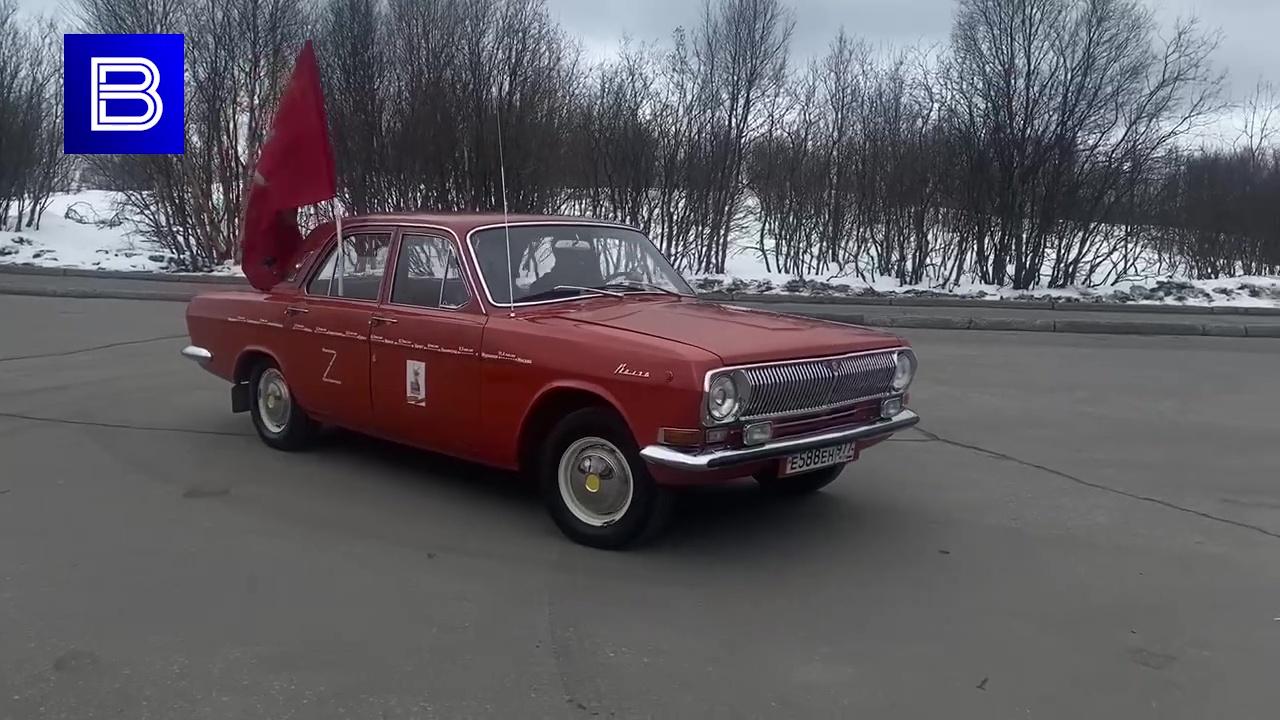Пробег памяти Победы: Василий Баранов приехал в Мурманск на раритетной "Волге"