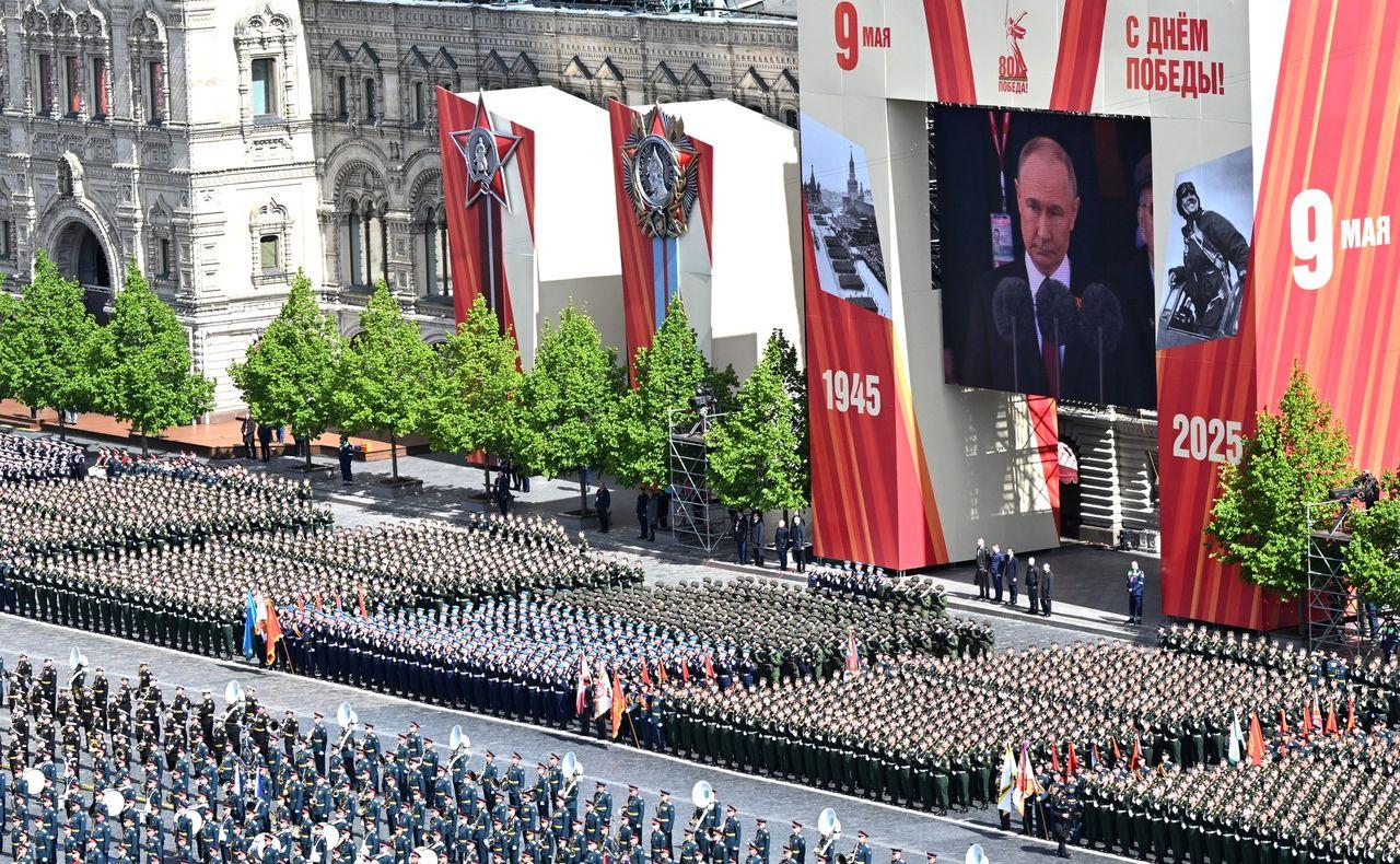 Владимир Путин поздравил россиян с 80-летием Победы в Великой Отечественной войне