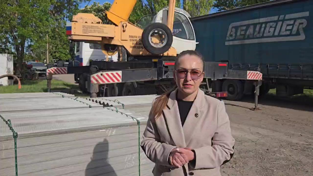 Мурманская область передала Приморску партию волнового шифера