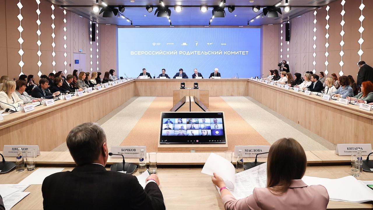 Четыре школы Мурманской области победили в конкурсе инициатив родительских сообществ