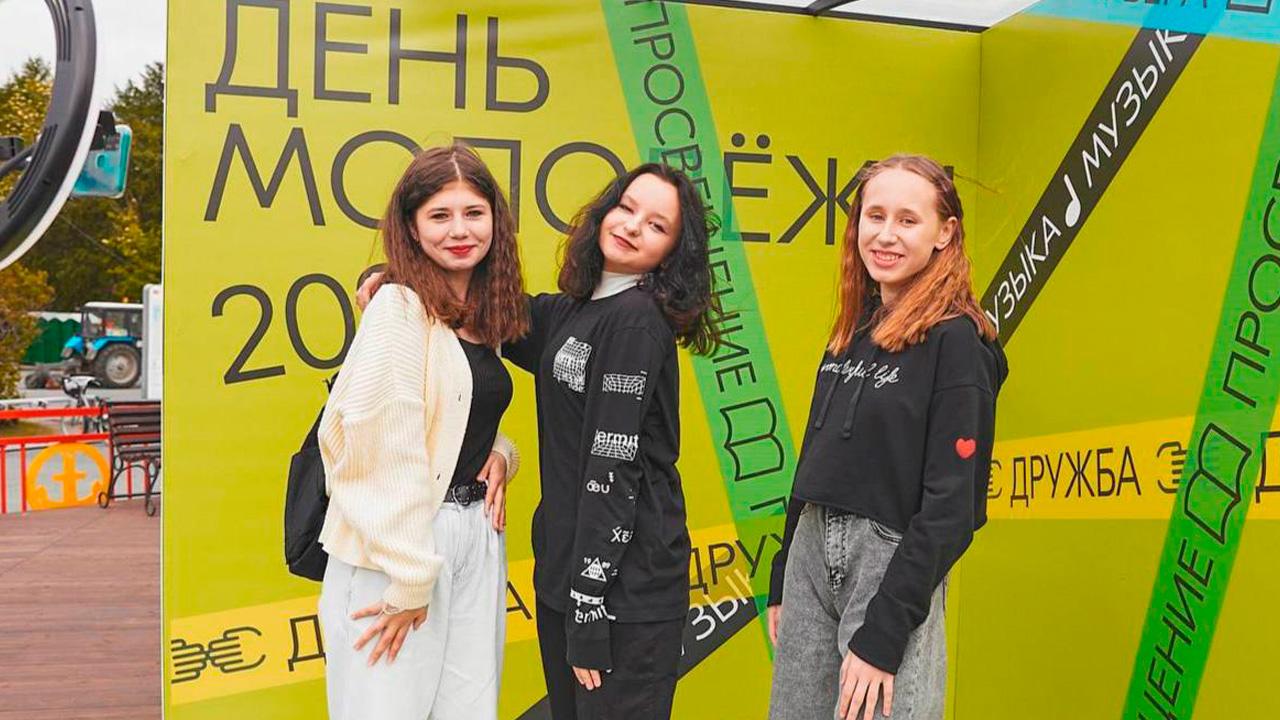 Забег у Кольской ВЭС и дискотека в порту: более 300 мероприятий подготовили в Мурманской области ко Дню молодежи