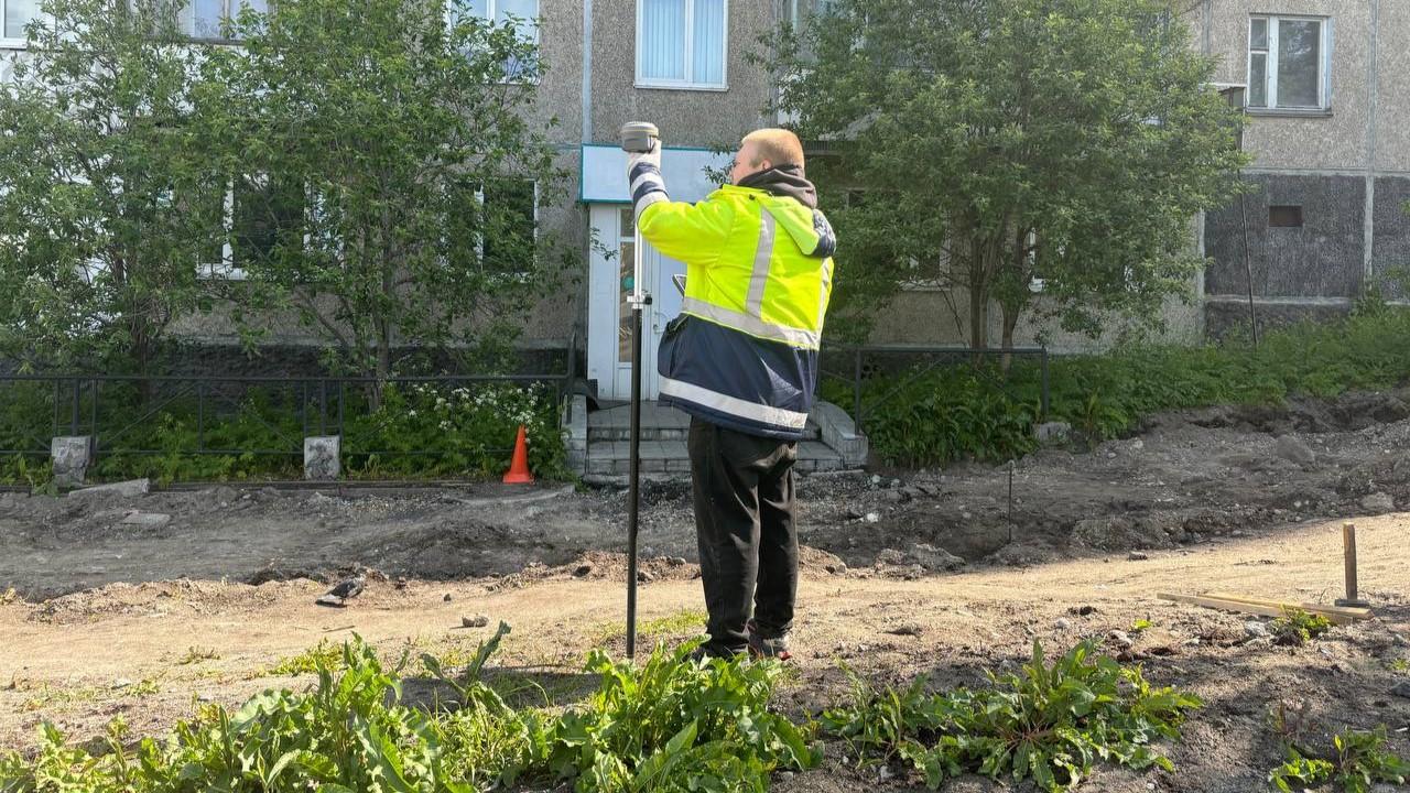 Мурманские студенты проходят практику на дорожных объектах нацпроекта &quot;Инфраструктура для жизни&quot;