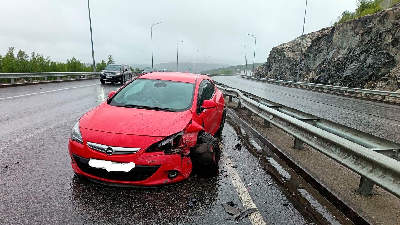 За сутки в Мурманской области три человека пострадали в ДТП