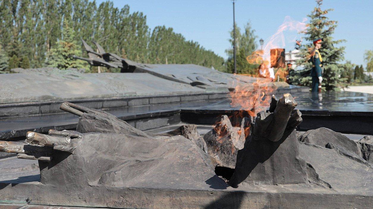 За осквернение воинских захоронений и мемориалов в России вводится уголовная ответственность