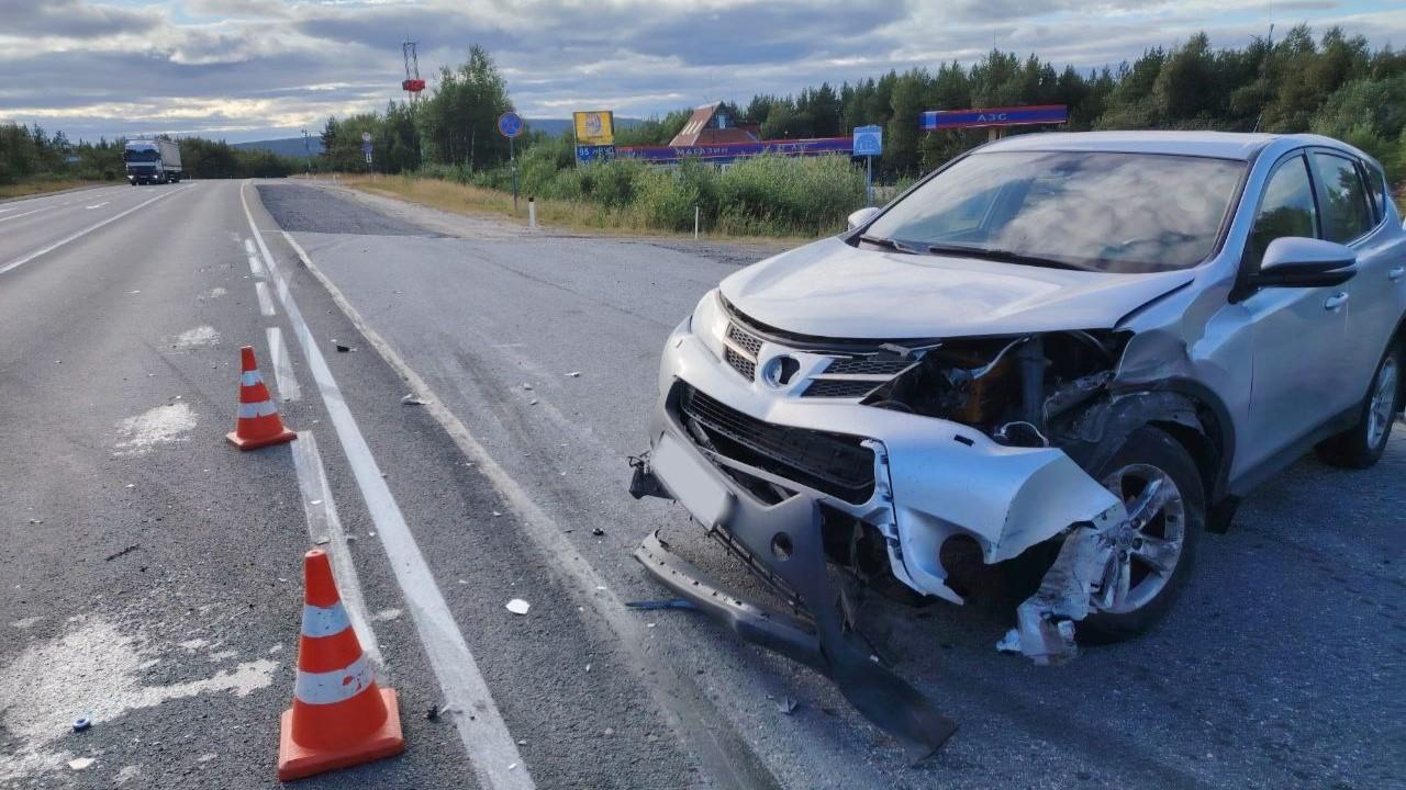Человека госпитализировали в результате ДТП под Оленегорском