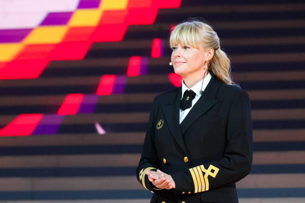 Марина Старовойтова стала первой в мире женщиной-капитаном атомного ледокола