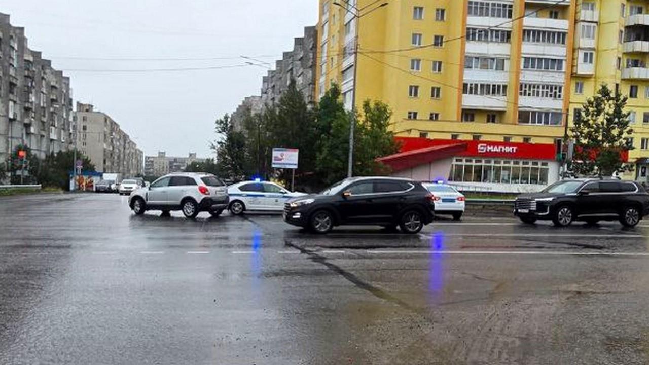 Три человека пострадали в ДТП в Североморске и Мурманске за сутки
