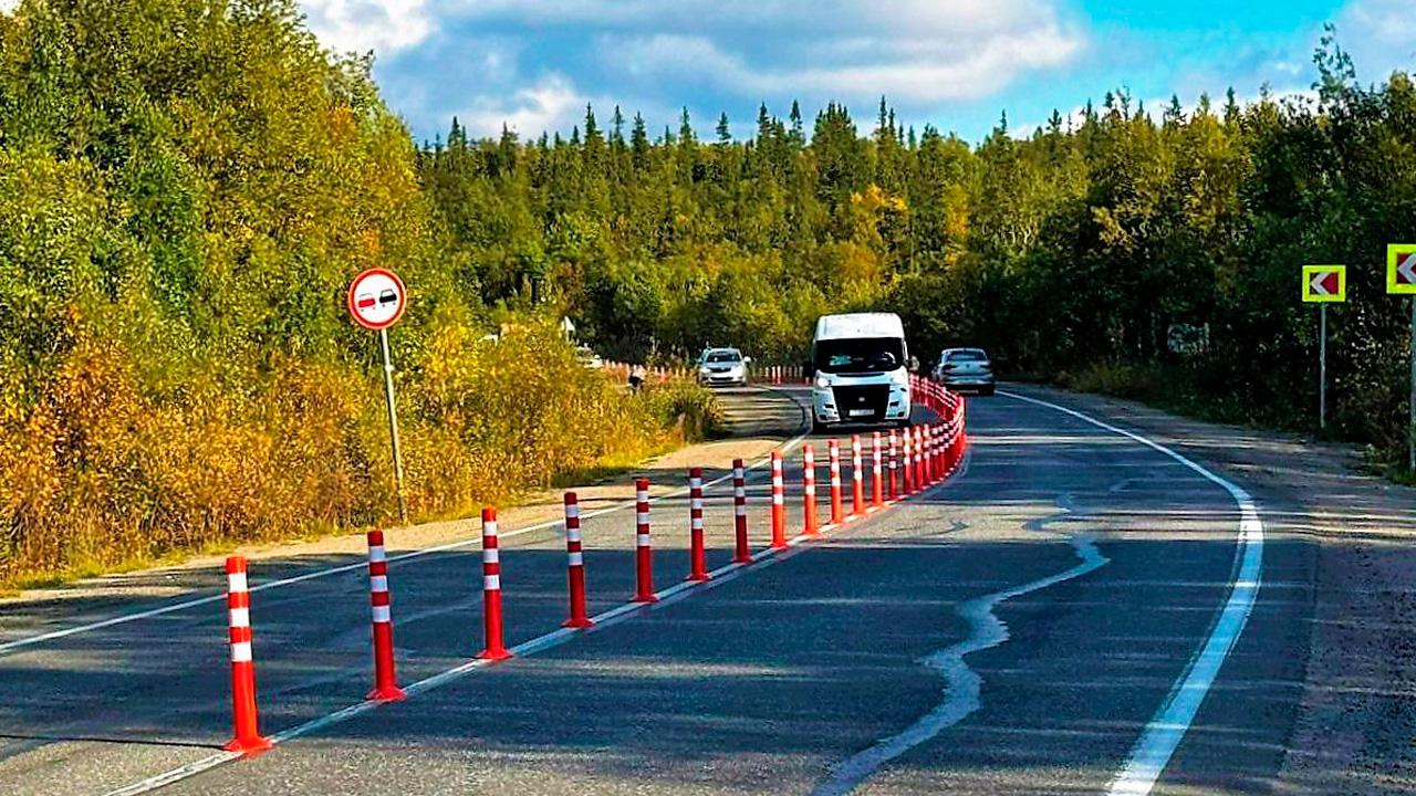 В Мурманской области на трех участках дорог завершили монтаж делиниаторов