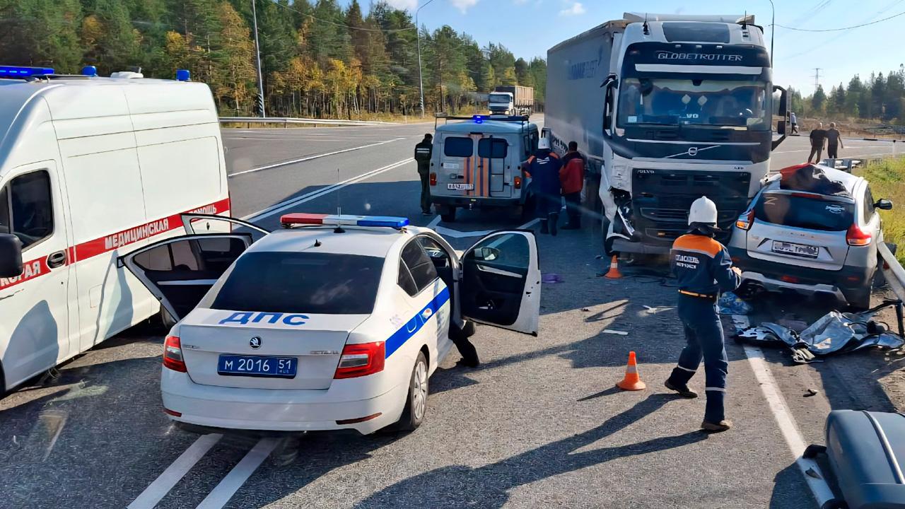 Два человека пострадали в ДТП под Тайболой