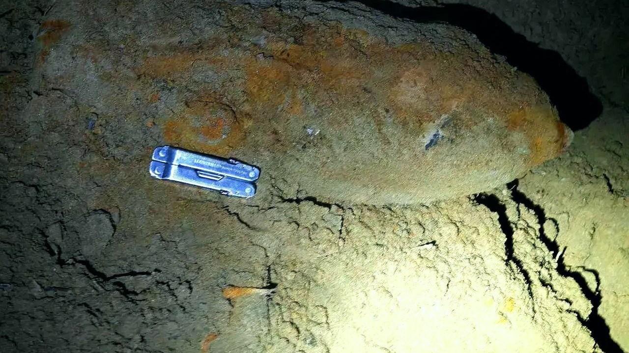 Обнаруженную на Нижне-Ростинском шоссе в Мурманске авиабомбу времен ВОВ отправили на уничтожение