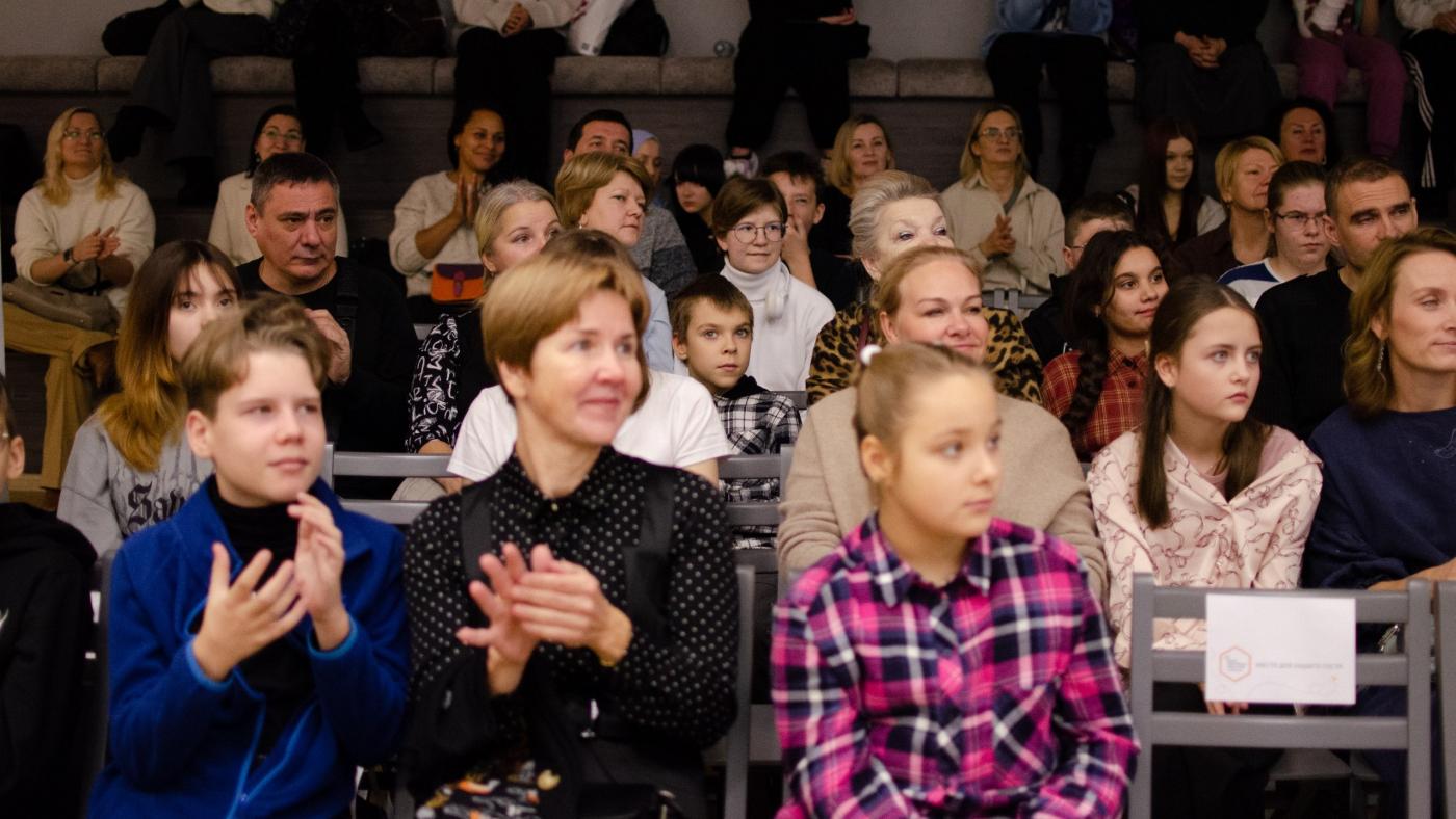 Школа креативных индустрий провела в Мурманске встречу с будущими учениками и их родителями