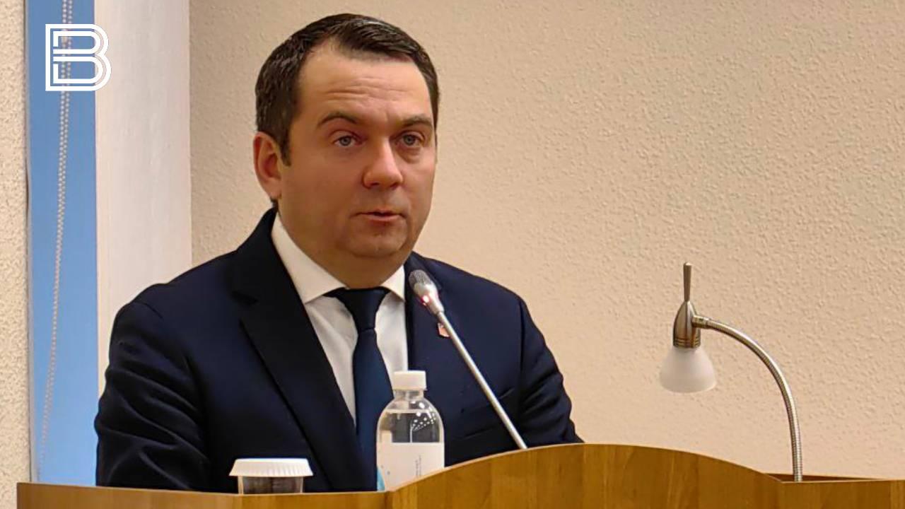 Мурманская областная дума приняла в первом чтении проект бюджета на следующую трехлетку