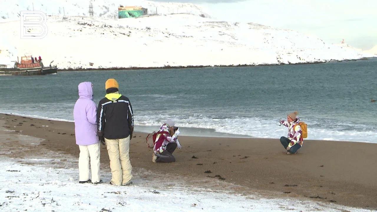 Застрявшие из-за непогоды в Териберке туристы смогут получить официальную справку