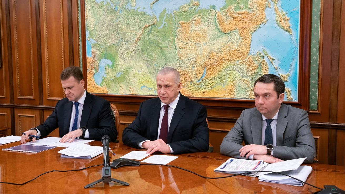 Трутнев поручил губернаторам подготовить предложения о развитии приарктической зоны