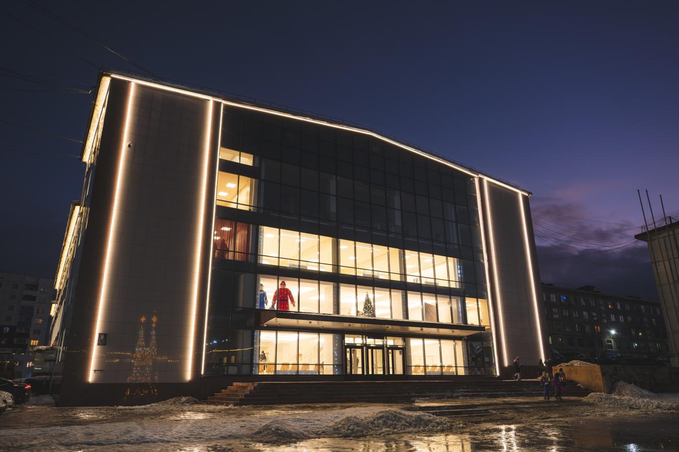 В Гаджиево открылся обновленный Центр культурного развития "Прометей"