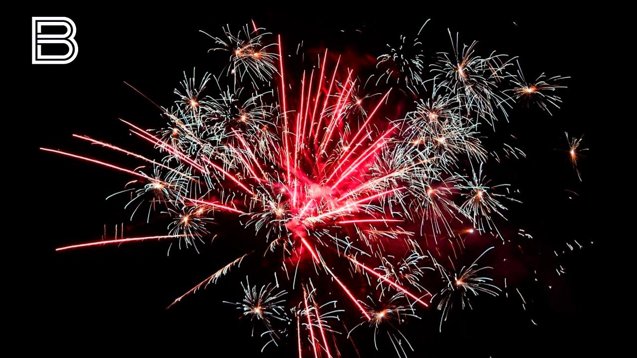 Места запуска фейерверков высокого класса опасности утвердили в Мурманске