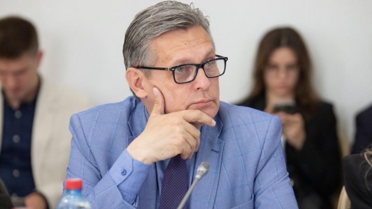 Рифат Сабитов: трансформация сферы медиа и коммуникаций оказывает влияние на привычки многих россиян