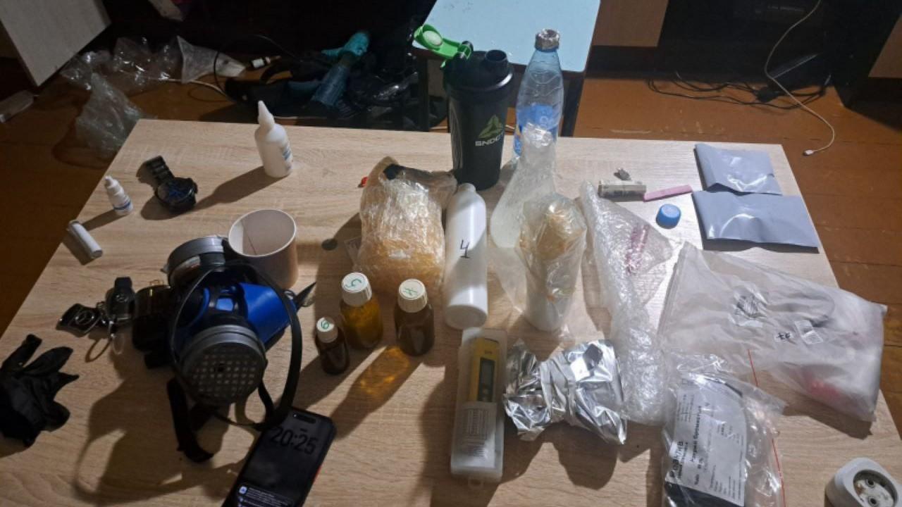 У молодого человека из Апатитов изъяли более 570 граммов наркотиков