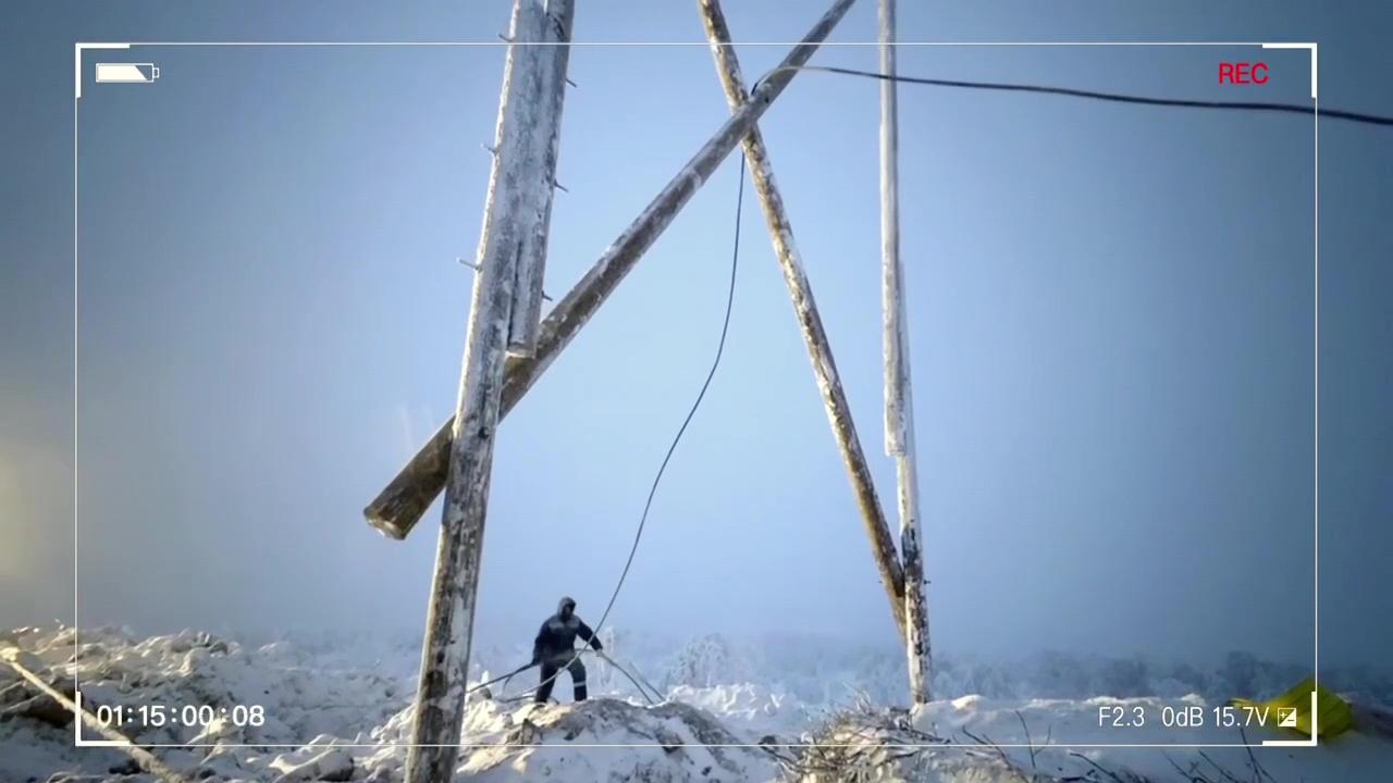 Энергетики Мурманской области готовят провод к монтажу на временных опорах ЛЭП